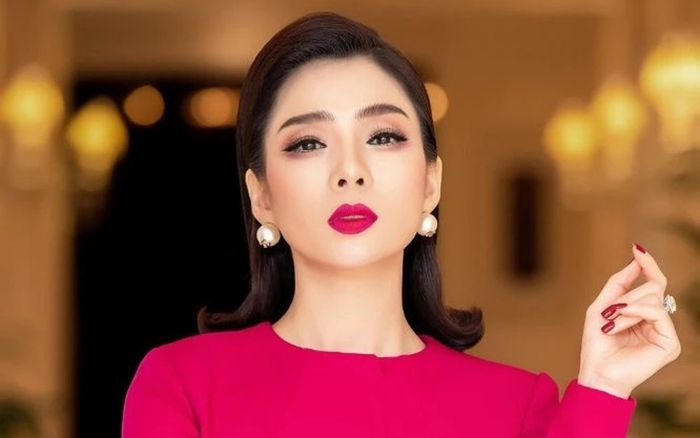 Mạng xã hội 'dậy sóng' vì ca sĩ Lệ Quyên