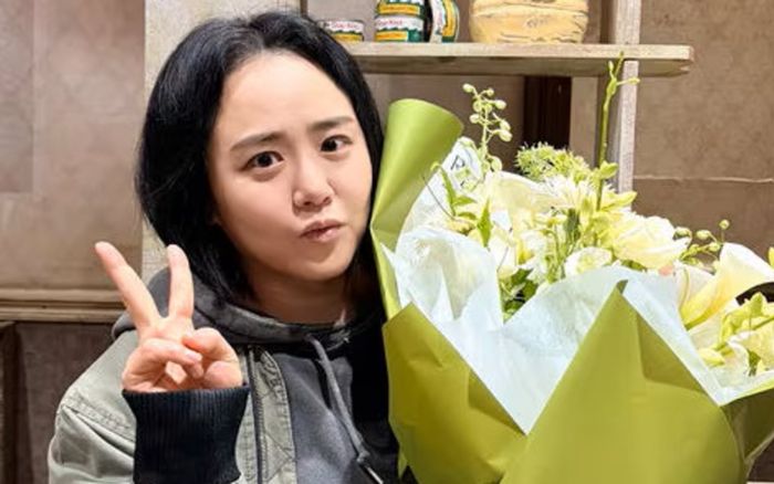Moon Geun Young tái xuất ấn tượng