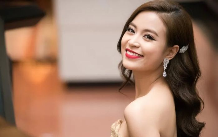 Ca sĩ Hoàng Thùy Linh bị khán giả 'gọi tên'
