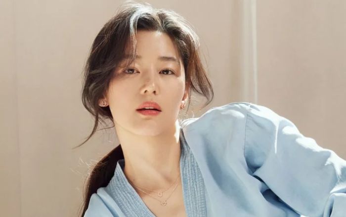Jun Ji Hyun ăn mừng phim mới thắng lớn