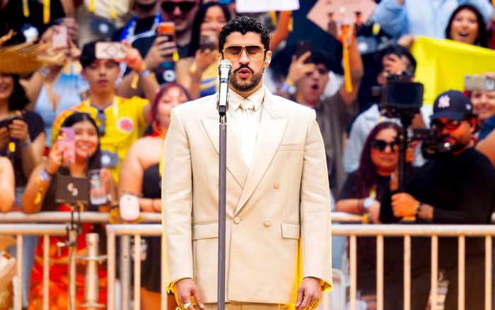 Từ Grammy đến Super Bowl, Bad Bunny tiếp tục phá kỷ lục với tour diễn toàn cầu