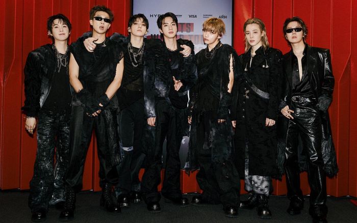 Số tiền hơn 3 nghìn tỷ đồng đã giúp BTS 'đánh bại' huyền thoại The Rolling Stones