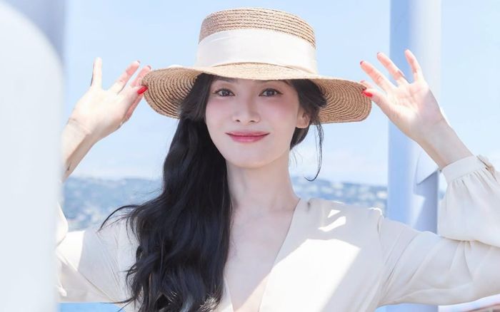 Động thái mới của Song Hye Kyo khi chia tay công ty sau 14 năm
