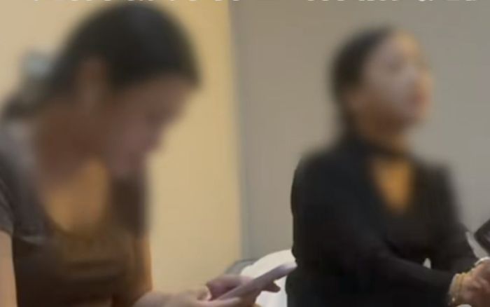 Đi khám bệnh miễn phí, người phụ nữ bỗng thành 'con nợ' 600 triệu đồng, phải làm lao công trả nợ