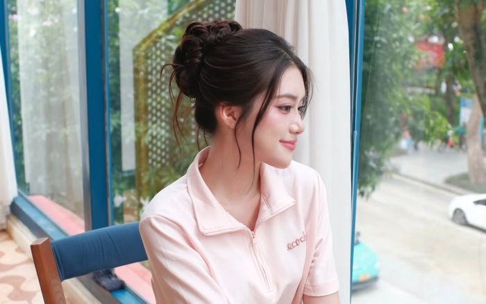 Phương Oanh lên chức