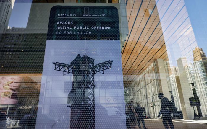 SpaceX phá lệ Phố Wall chốt giá 135 USD/cổ phiếu cho đợt IPO đình đám