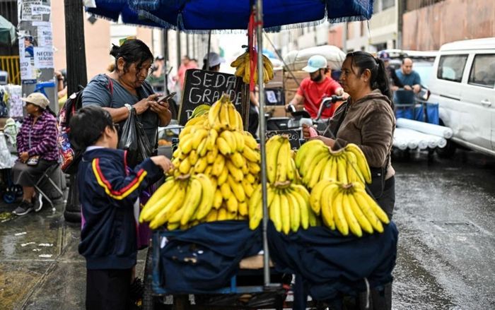 Khủng hoảng Trung Đông đe dọa nguồn cung mì udon và chuối tại Nhật Bản