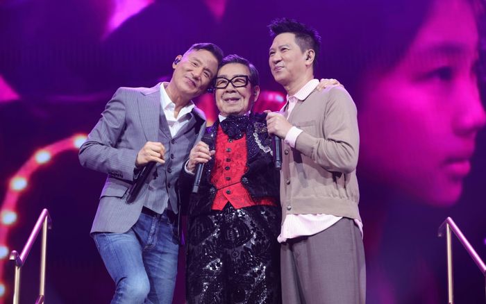 Nam nghệ sĩ lập kỷ lục Guinness ở tuổi 94, nửa showbiz có mặt tại concert để chúc mừng