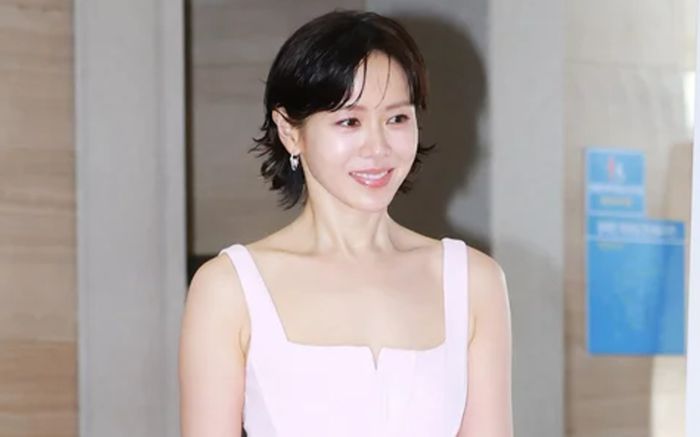Diện mạo khác lạ của Son Ye Jin gây chú ý