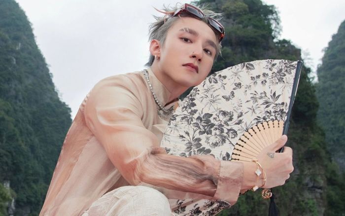 Sơn Tùng có thái độ gây xôn xao giữa ồn ào với nghệ sĩ Lê Giang