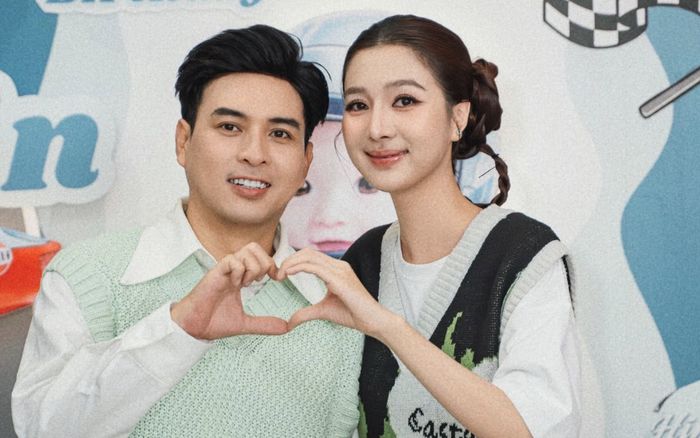Vợ kém Hồ Quang Hiếu 17 tuổi mang bầu sau 1 năm cưới
