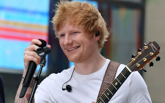 Ed Sheeran sắp đầu quân cho hãng đĩa mới sau 15 năm