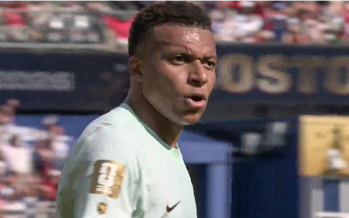 Mbappe nổi giận