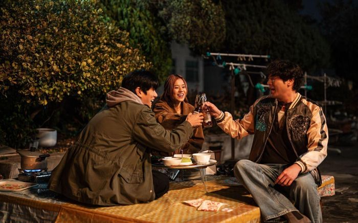 "Mẹ ơi, về nhà" và câu chuyện chữa lành: Chất liệu Việt giữa điện ảnh Hàn