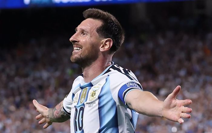Mbappe gọi, Messi có trả lời?