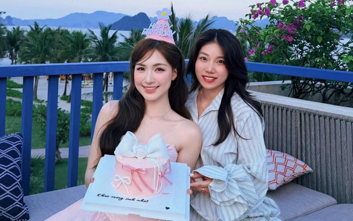Hòa Minzy tặng kiềng vàng cho trợ lý U30 với một điều kiện