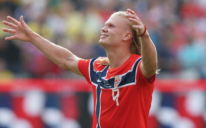 Haaland: Từ cậu bé sinh ra ở Leeds đến hiểm họa lớn nhất của tuyển Anh