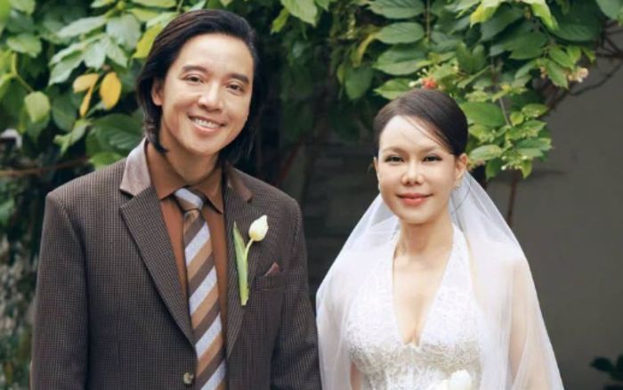 Khán giả phản ứng khi Việt Hương mặc váy cưới sau 20 năm