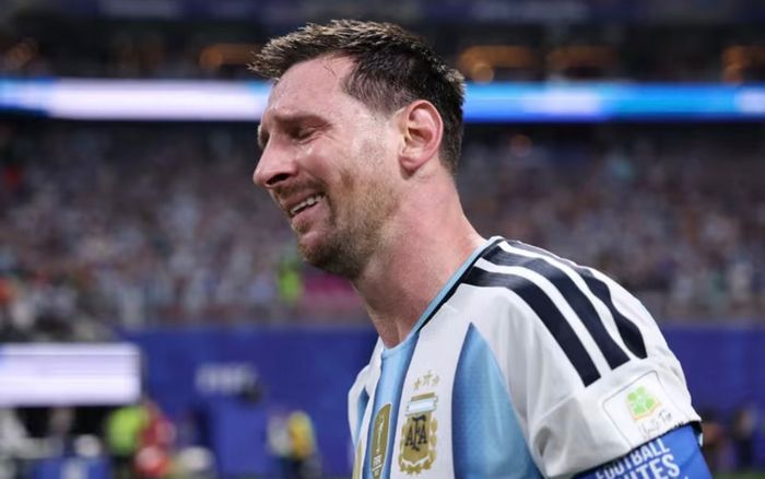 Vieri ca ngợi Messi: 'Những gì cậu ấy làm không còn là con người'