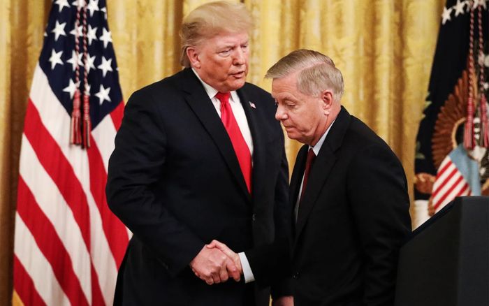 Đồng minh thân cận nhất của Tổng thống Donald Trump đột ngột qua đời
