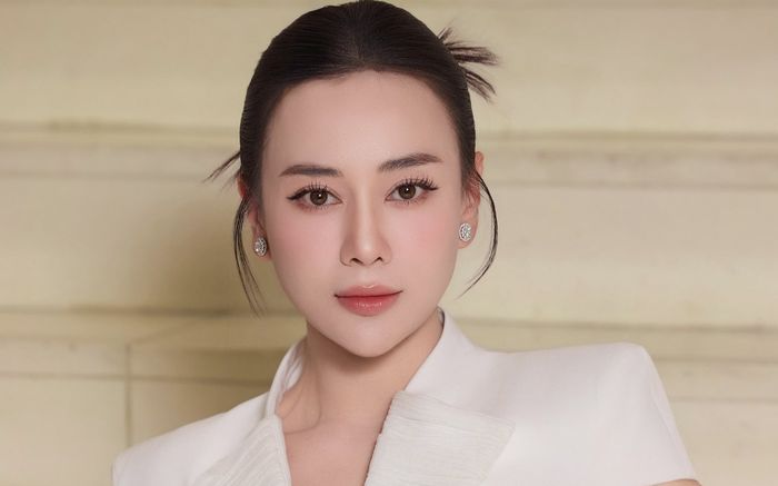 Ở quê Phương Oanh có một loại đặc sản khiến du khách phải vượt qua nỗi sợ mới dám ăn
