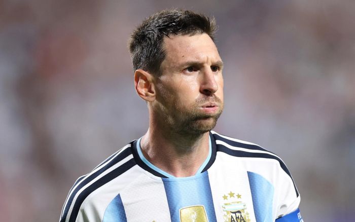 Messi - Bellingham: Huyền thoại và người hùng