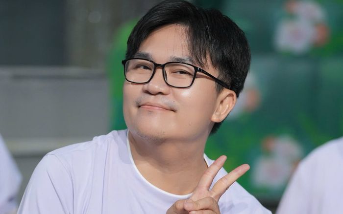 Mừng cho MC Đại Nghĩa đã chọn đi thêm bước nữa