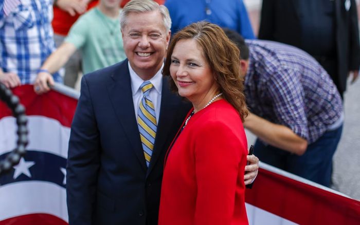 Ông Trump đề xuất em gái của cố Thượng nghị sĩ Lindsey Graham làm người thay thế tạm thời