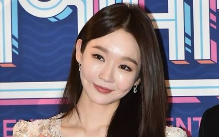 Kang Min Kyung lên tiếng giữa tin đồn kết hôn