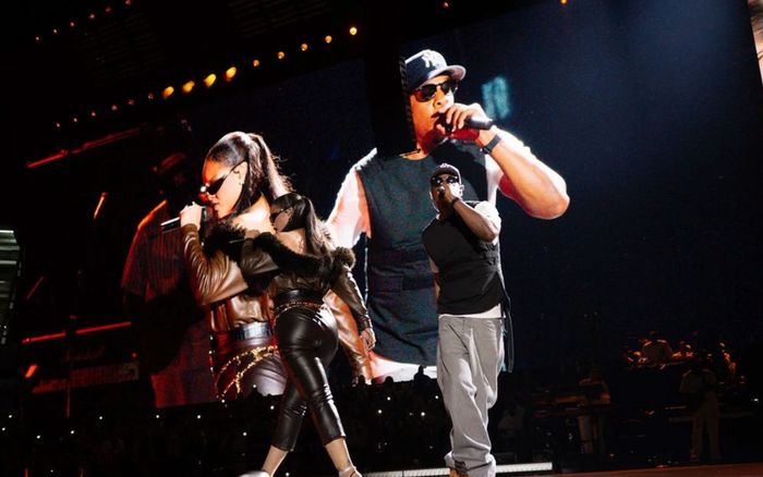 Rihanna thừa nhận mất phong độ khi tái xuất sân khấu