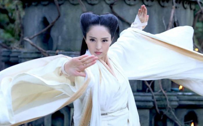 Mỹ nhân đánh bại 4 cao thủ Thiên hạ ngũ tuyệt trong truyện Kim Dung