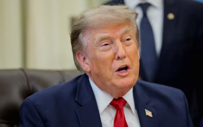 Cú sốc Hormuz: Ông Trump tung 'phí 20%' rồi bất ngờ quay xe