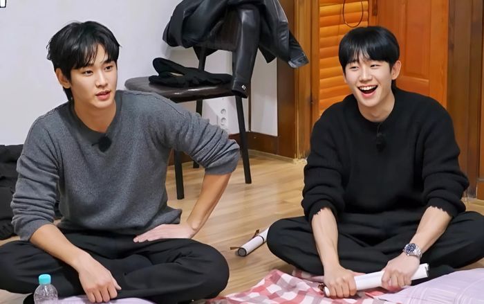 Jung Hae In phản ứng khi Kim Soo Hyun tái xuất sau 1 năm