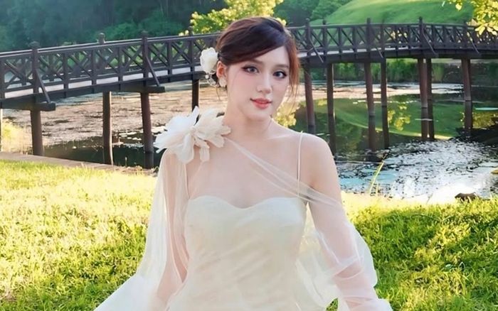 Mùa hoa sữa đến, Hà Nội quê Hoa hậu Phương Oanh có gì khiến người ta nhớ mãi?