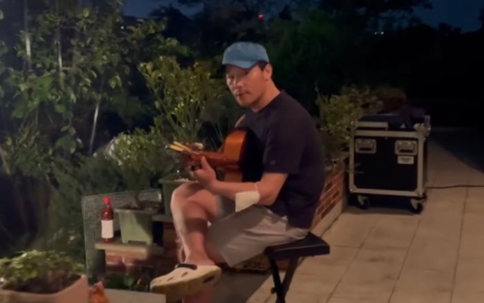 Nam ca sĩ vừa qua đời ở tuổi 49 khiến khán giả bàng hoàng