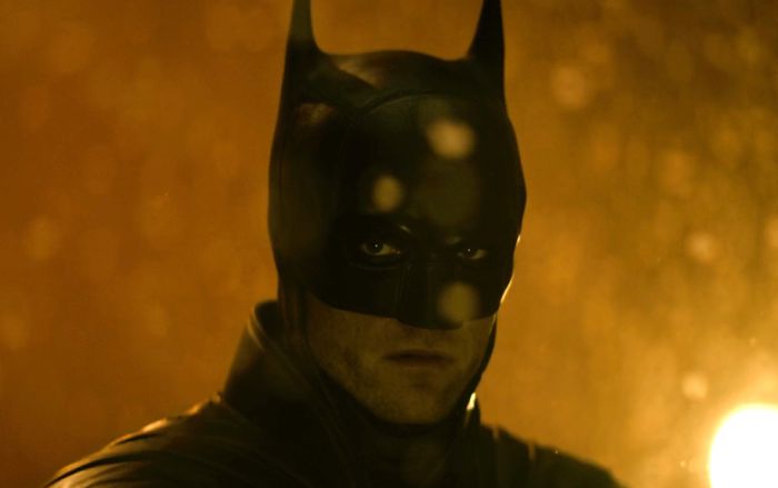 The Batman 2 dời lịch chiếu sang năm 2028 và tung tạo hình gây bão của Robert Pattinson