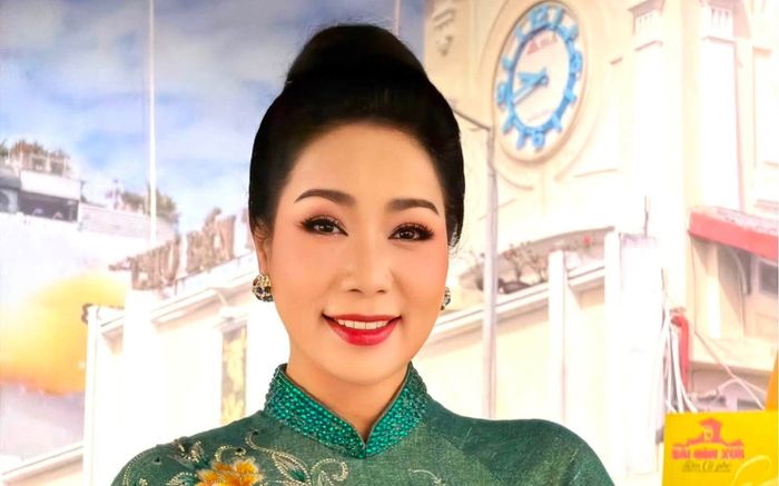 Không nhận ra NSND Trịnh Kim Chi ở tuổi U60