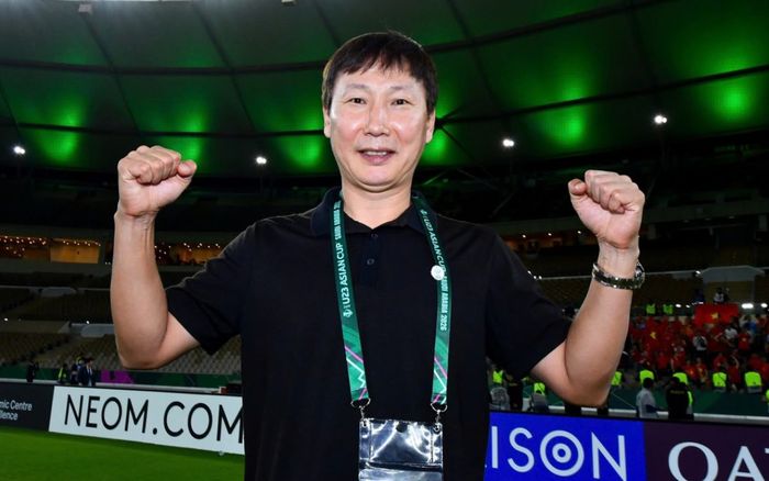 HLV Kim Sang Sik sướng với 'tam tấu Brazil' ở tuyển Việt Nam