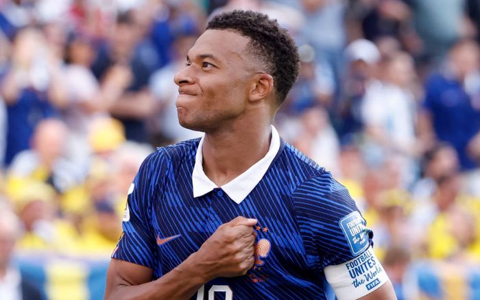 Ở tuổi 27, Mbappe đã là một huyền thoại World Cup