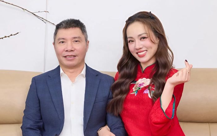 765,1 triệu mà vợ NSND Công Lý kiếm được