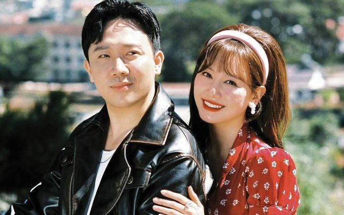 Trấn Thành và Hari Won cùng lúc dừng lại