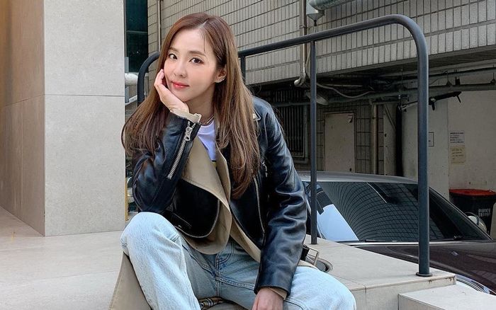 Sandara Park tiết lộ từng yêu đương không gặp mặt suốt nhiều năm vì lệnh cấm hẹn hò của 2NE1