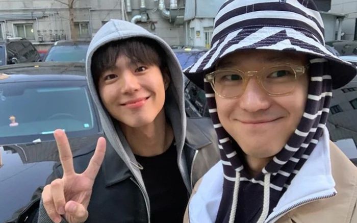 Park Bo Gum tái hợp Go Kyung Pyo sau 11 năm