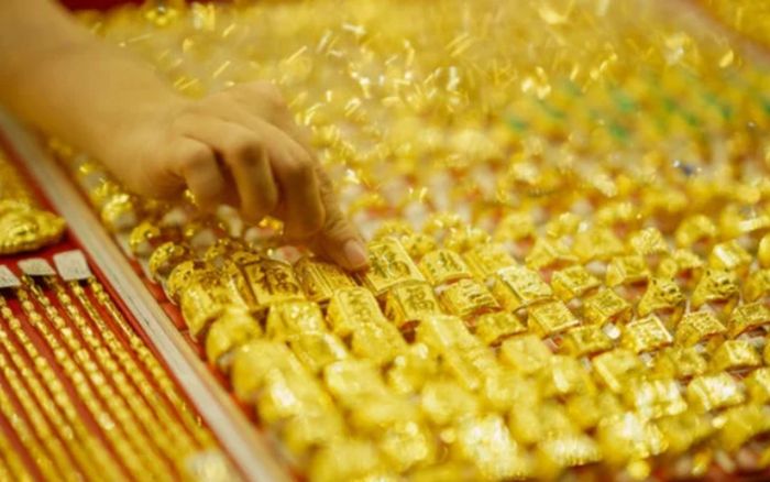 Tin tài chính hôm nay 20/7: Giá vàng suy yếu, USD ổn định chờ tín hiệu mới