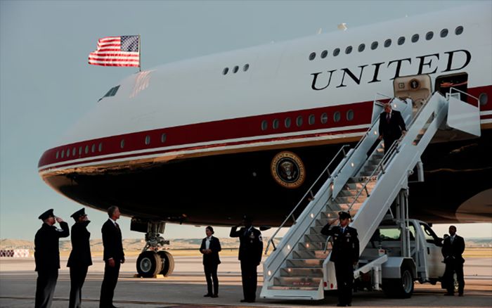 Donald Trump lên tiếng về chuyên cơ Air Force One do Qatar tặng