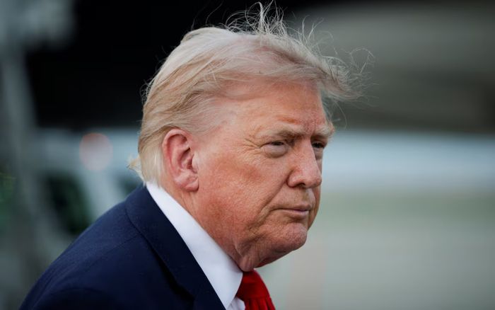 Tổng thống Donald Trump yêu cầu rà soát tài liệu khoa học liên quan đến biến đổi khí hậu