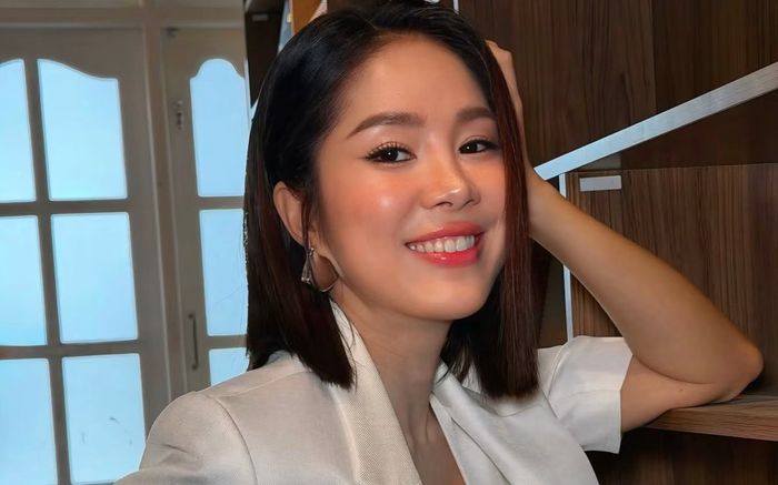Nhan sắc ở tuổi 40 của Lê Phương