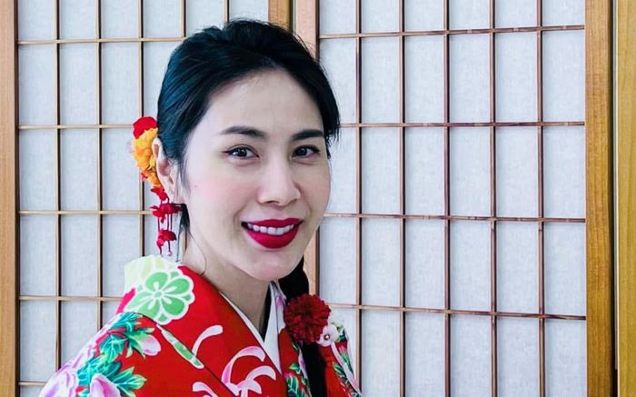 Hạnh phúc mới đầy viên mãn của ca sĩ Thủy Tiên