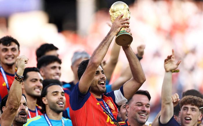 Một kỳ World Cup làm thay đổi lịch sử bóng đá