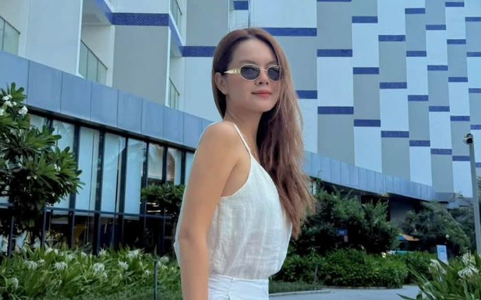 Phạm Quỳnh Anh hạnh phúc bên các con ở tuổi 42